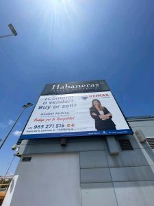 Lona Remax en Habaneras - Impresión gran formato en Torrevieja