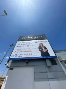 Lona Remax en Habaneras - Impresión gran formato en Torrevieja
